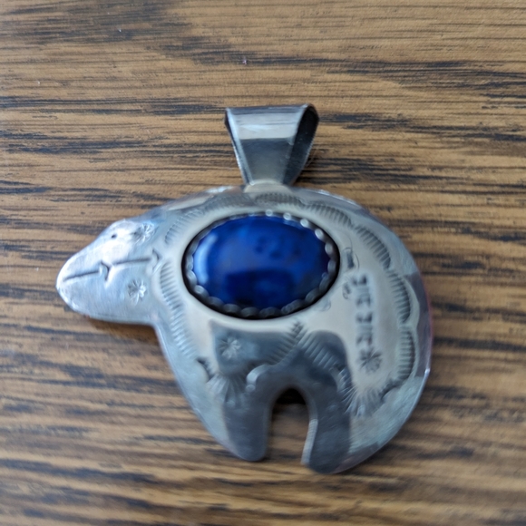 Vintage Navajo Native American Lapis Bear Pendant - Picture 6 of 9